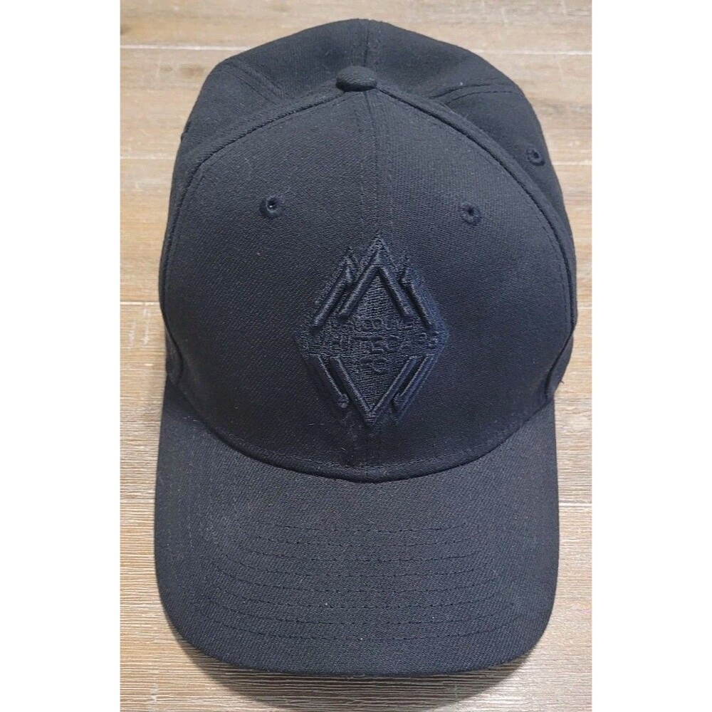 Vancouver Whitecaps FC New Era BLACK OUT 39ThirTY L/XL Hat Cap Soccer MLS